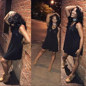 BLACK SHORT EVENING DRESS